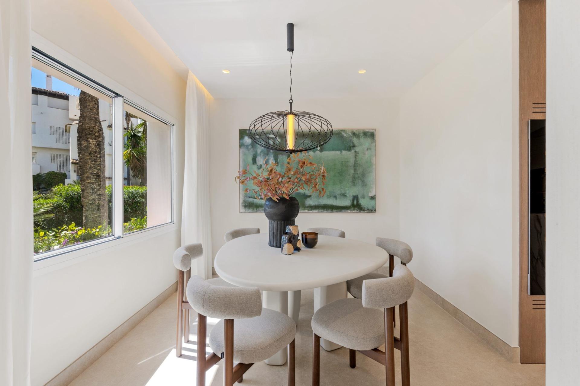 Renovated Beachside Ground Floor Apartment with Garden, New Golden Mile, photograph 11