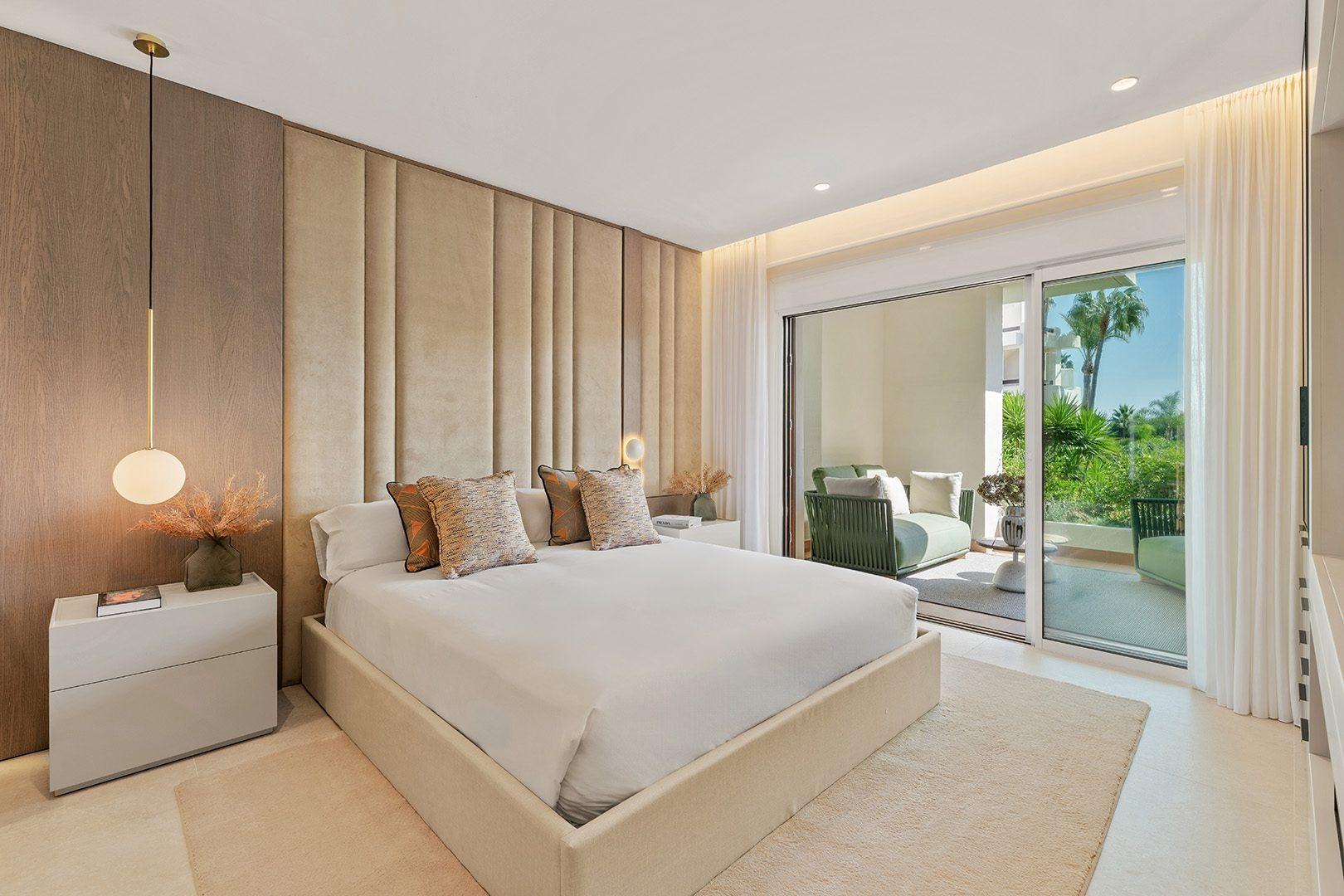 Renovated Frontline Beach Ground Floor Apartment, New Golden Mile, photograph 14